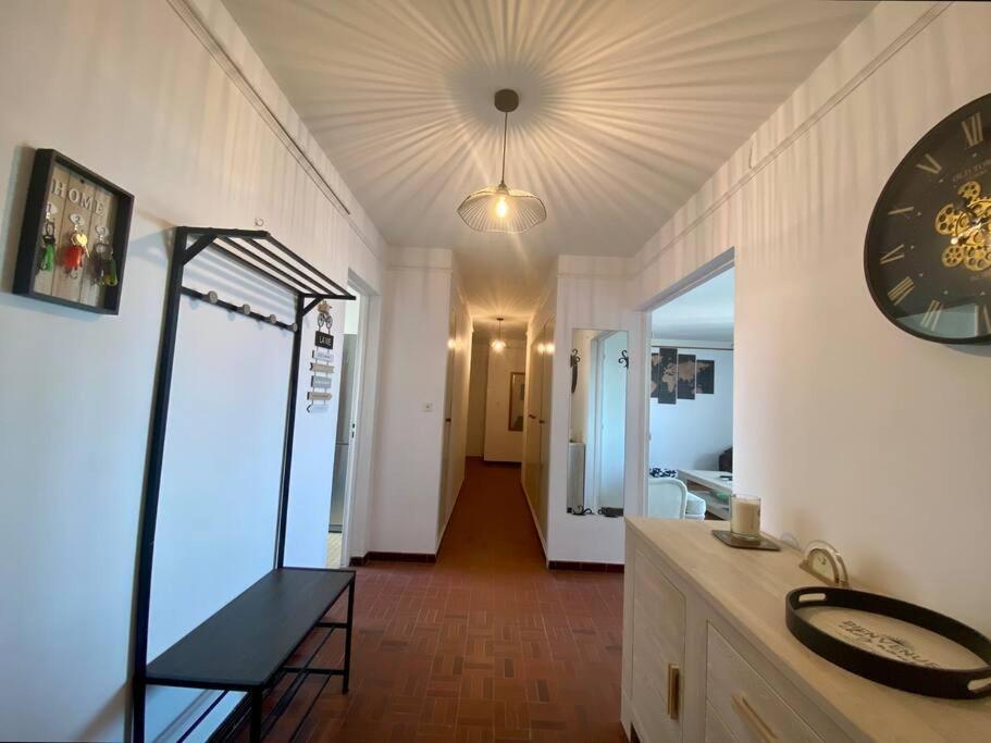 Le Buffel - Appartement 4 Chambres, Parking, Wi-Fi, Tram - 8Pers مونبيلييه المظهر الخارجي الصورة